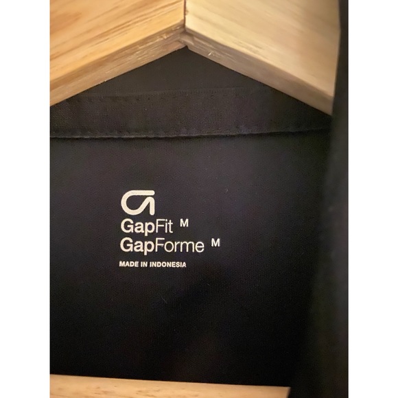 GAP FIT Running Jacket - Picture 2 of 2